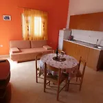 Saric Rogoznica * Zecevo