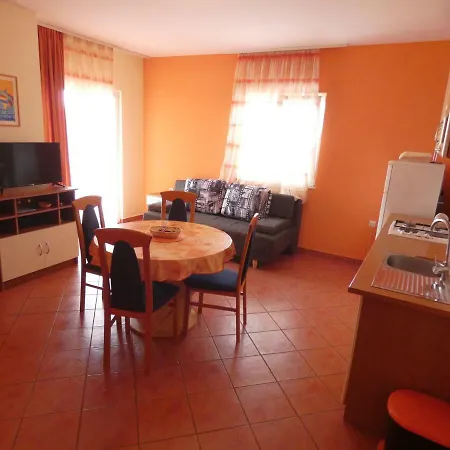 Apartment Saric Rogoznica