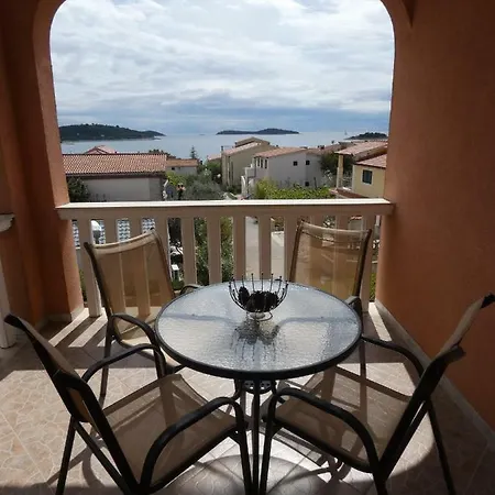 Saric Rogoznica * Zečevo