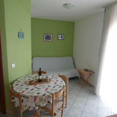 Lägenhet Saric Rogoznica