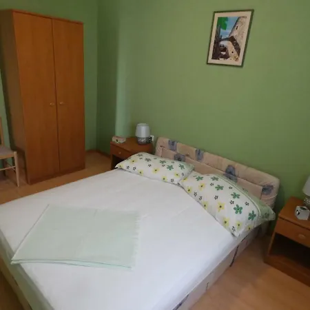 Saric Rogoznica *