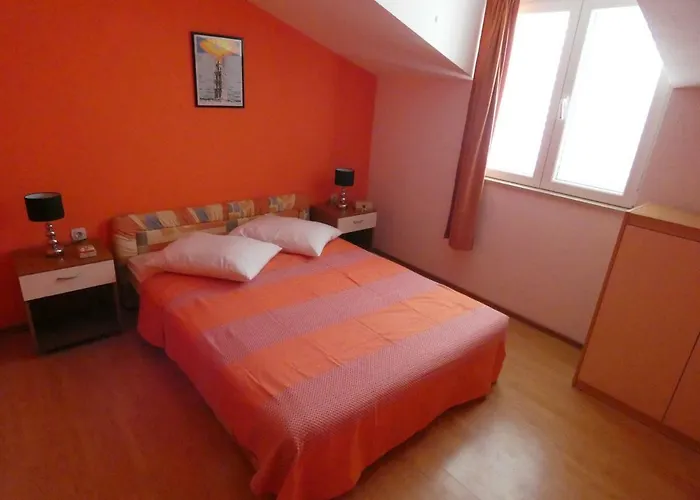 아파트 Saric Rogoznica *