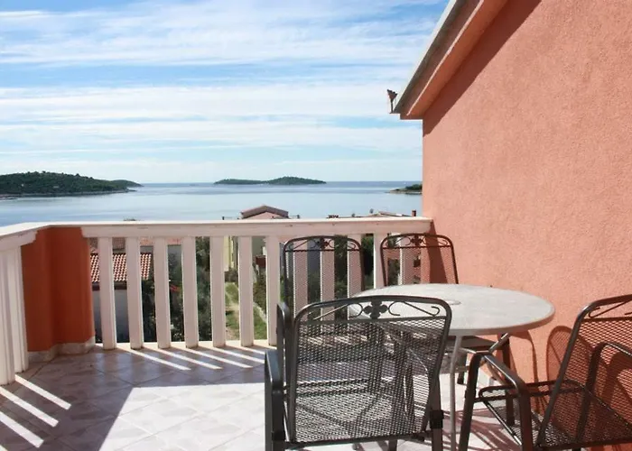 아파트 Saric Rogoznica *