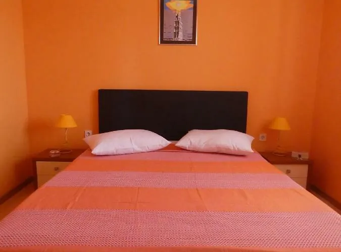 Saric Rogoznica Zečevo