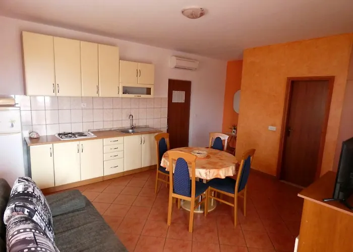 아파트 Saric Rogoznica *