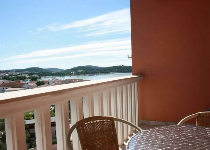 아파트 Saric Rogoznica *