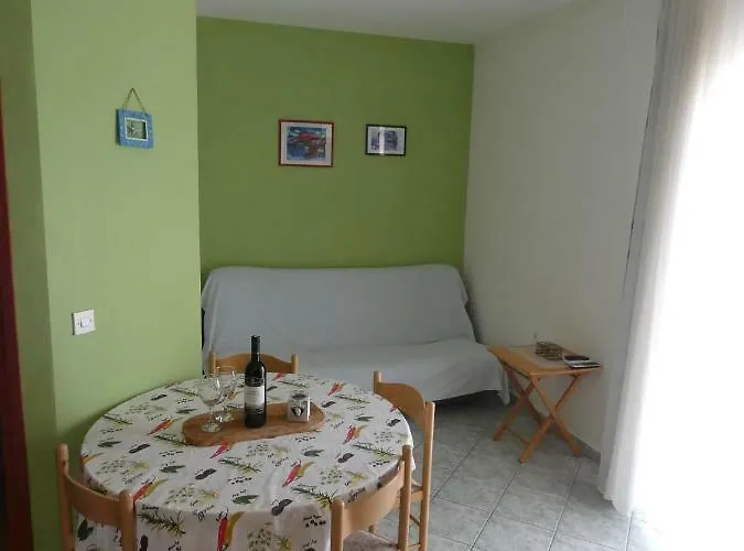 아파트 Saric Rogoznica